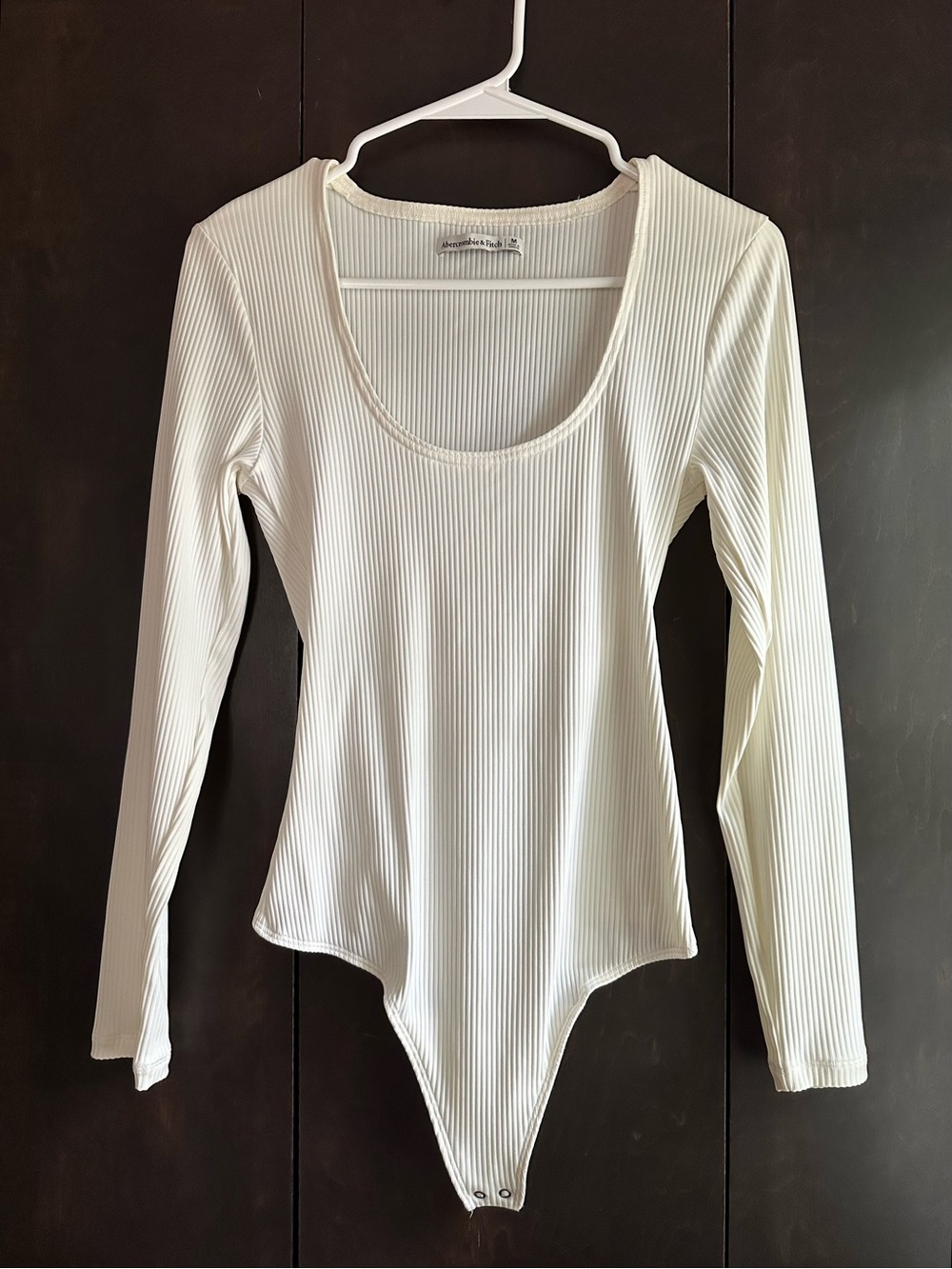 Abercrombie & Fitch Ribbed Scoop-Neck Long Sleeve Bodysuit